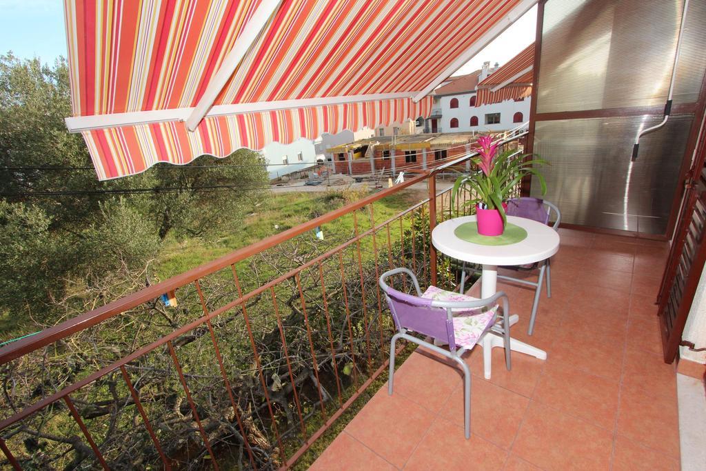 Rooms And Apartment Sanja روفينج المظهر الخارجي الصورة